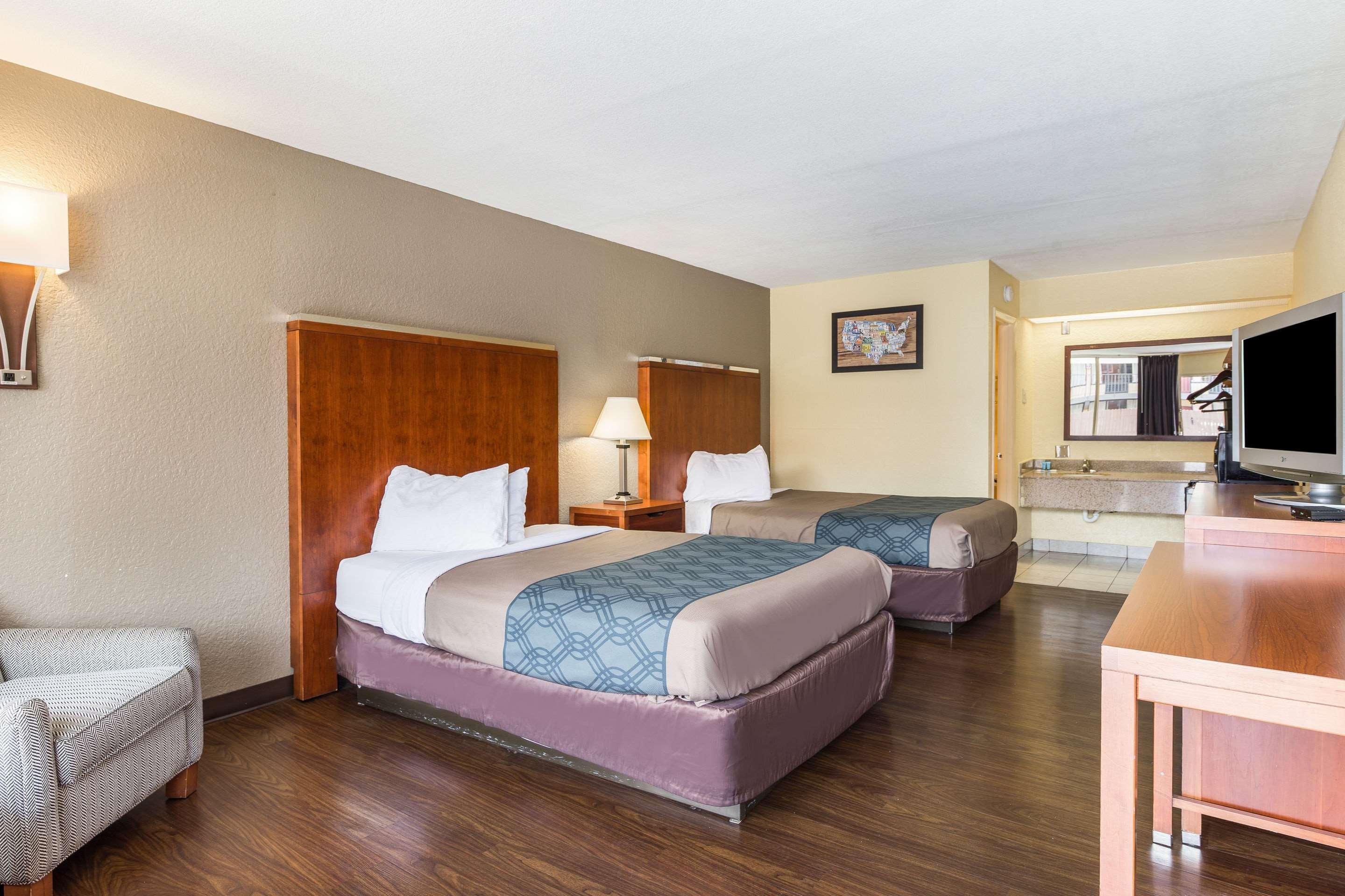Econo Lodge Pigeon Forge Kültér fotó